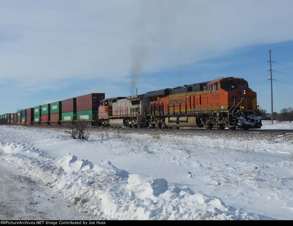 BNSF 7070 East